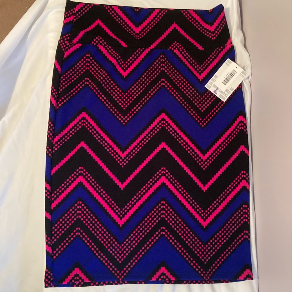 Lula roe “Cassie” NWT